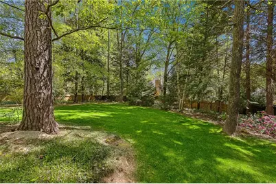 4775 Merlendale Court, Atlanta, GA 30327 - Photo 8