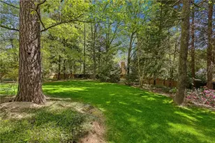 4775 Merlendale Ct, Atlanta, GA 30327 - Photo 8