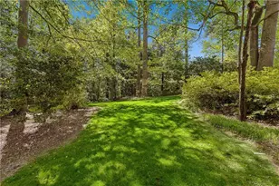 4775 Merlendale Ct, Atlanta, GA 30327 - Photo 12