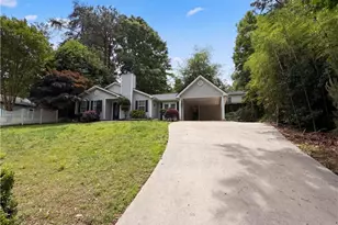 3620 Bonneville Dr, Cumming, GA 30041 - Photo 6