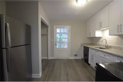 4732 Valley Dale Drive SW, Lilburn, GA 30047 - Photo 4