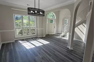 10030 Lauren Hall Ct, Alpharetta, GA 30022 - Photo 8