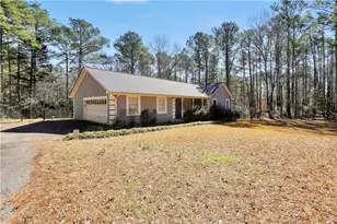 996 Coan Dr, Locust Grove, GA 30248 - Photo 2