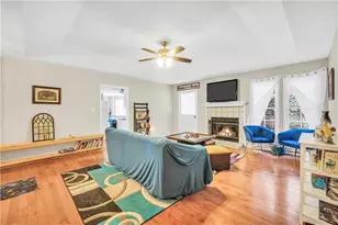 996 Coan Dr, Locust Grove, GA 30248 - Photo 4