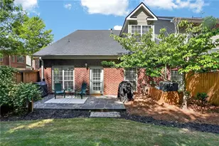 8000 Lexington Dr, Roswell, GA 30075 - Photo 24