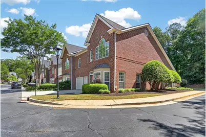 8000 Lexington Drive, Roswell, GA 30075 - Photo 2