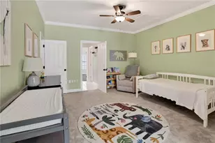 8000 Lexington Dr, Roswell, GA 30075 - Photo 18