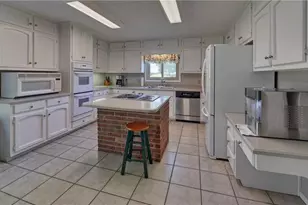 3341 Edgewood Cir, Gainesville, GA 30506 - Photo 14