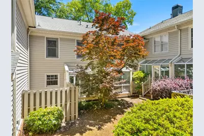 46 Mount Vernon Circle, Atlanta, GA 30338 - Photo 4