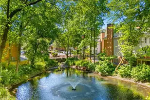 46 Mt Vernon Cir, Atlanta, GA 30338 - Photo 2