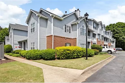 1014 Vinings Forest Lane SE #14, Smyrna, GA 30080 - Photo 2