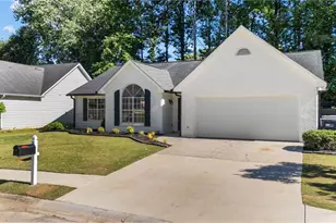 1100 Avalon Dr, Lawrenceville, GA 30044 - Photo 2