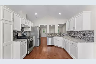 1100 Avalon Drive, Lawrenceville, GA 30044 - Photo 4