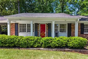 3932 Admiral Dr, Atlanta, GA 30341 - Photo 2