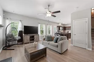 110 Finley Dr, Commerce, GA 30529 - Photo 8