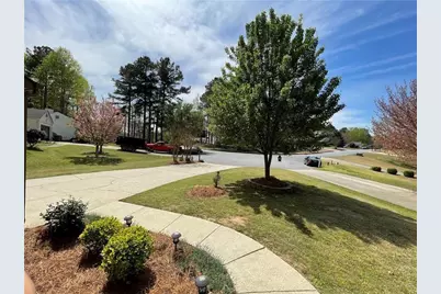 11255 Abbotts Station Drive, Duluth, GA 30097 - Photo 2