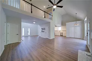 8160 Castleberry Farms Dr, Gainesville, GA 30506 - Photo 10
