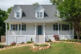 8160 Castleberry Farms Dr, Gainesville, GA 30506 - Photo 1