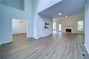 8160 Castleberry Farms Dr, Gainesville, GA 30506 - Photo 6