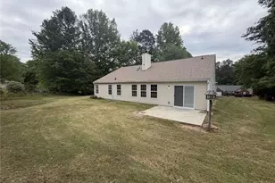410 Crestbend Ln, Powder Springs, GA 30127 - Photo 4