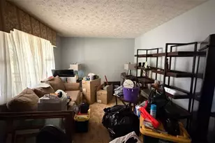 2235 Bristol Ct, Jonesboro, GA 30236 - Photo 2