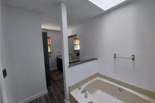 2401 Chauncey Ln SW, Marietta, GA 30064 - Photo 16