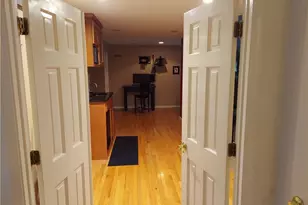 2401 Chauncey Ln SW, Marietta, GA 30064 - Photo 10