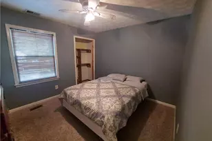 2401 Chauncey Ln SW, Marietta, GA 30064 - Photo 18