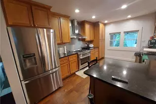 2401 Chauncey Ln SW, Marietta, GA 30064 - Photo 6