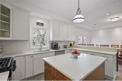 131 Holiday Street NE, Marietta, GA 30060 - Photo 10