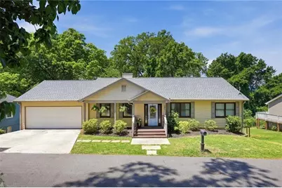 131 Holiday Street NE, Marietta, GA 30060 - Photo 1