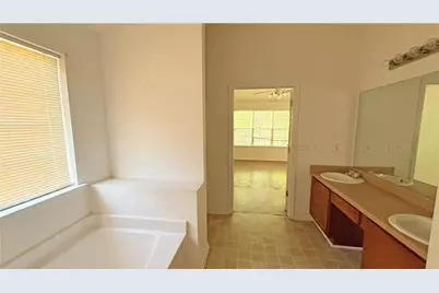 65 Lakeridge Ct, Covington, GA 30016 - Photo 14