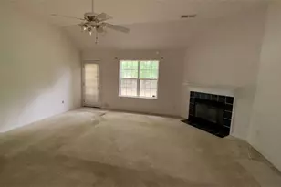 65 Lakeridge Ct, Covington, GA 30016 - Photo 4