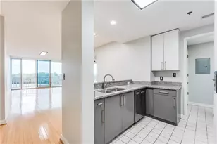 3338 Peachtree Rd NE, Atlanta, GA 30326 - Photo 14