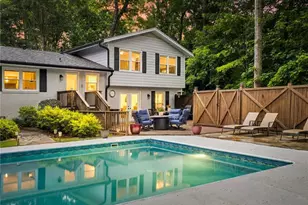 4094 Candler Lake Ct NE, Atlanta, GA 30319 - Photo 32