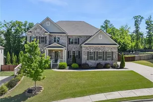 5911 Ashley Falls Ln, Flowery Branch, GA 30542 - Photo 2