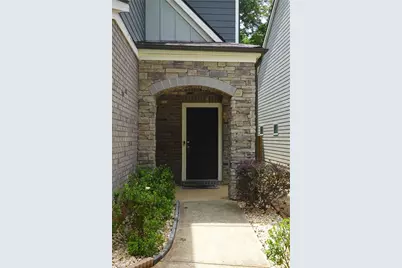 2719 Morgan Spring Trail, Buford, GA 30519 - Photo 2