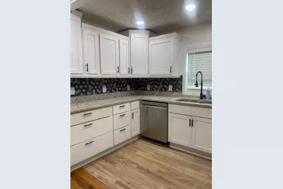 401 E 17th Street, Rome, GA 30161 - Photo 8