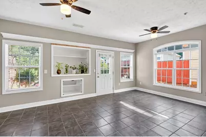 128 Creekwood Drive, Woodstock, GA 30188 - Photo 8