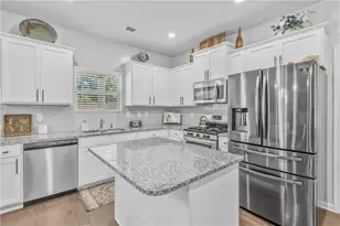 8033 Louis Dr, Locust Grove, GA 30248 - Photo 10