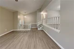 122 Sherwood Forest Dr, Douglasville, GA 30134 - Photo 2