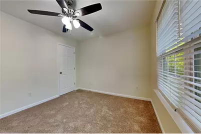 1595 Stephens Pond View, Loganville, GA 30052 - Photo 16