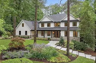 2955 Ascot Ln, Roswell, GA 30076 - Photo 2