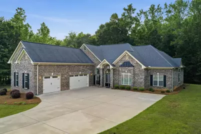 1042 Beaver Dam Road, Hoschton, GA 30548 - Photo 2