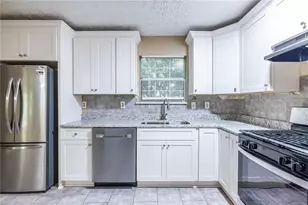 4775 Cedar Park Way, Stone Mountain, GA 30083 - Photo 8
