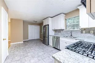 4775 Cedar Park Way, Stone Mountain, GA 30083 - Photo 10