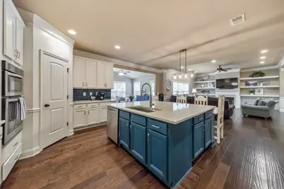 1637 Bunting Forest Court, Marietta, GA 30064 - Photo 4