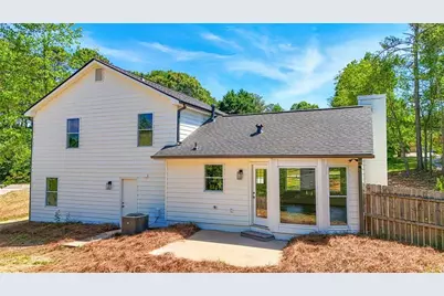 4084 Dollar Circle, Suwanee, GA 30024 - Photo 6