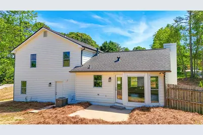 4084 Dollar Circle, Suwanee, GA 30024 - Photo 6