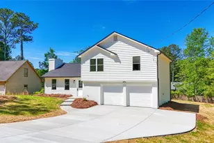 4084 Dollar Cir, Suwanee, GA 30024 - Photo 2